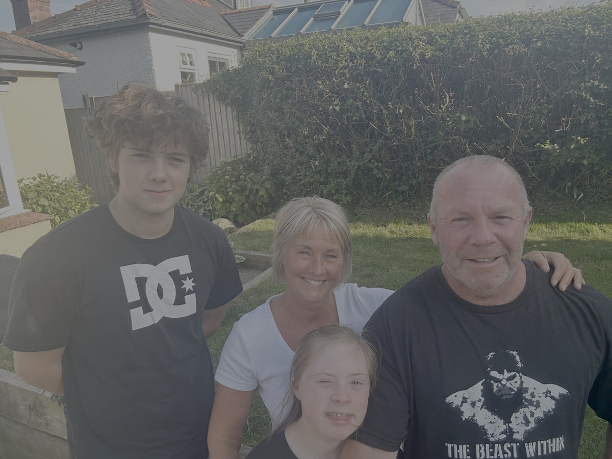 Phil with his wife Wenda, son Mansel and daughter Ava May.